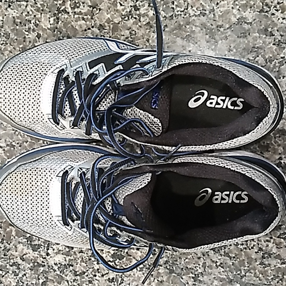 ASICS Sneakers